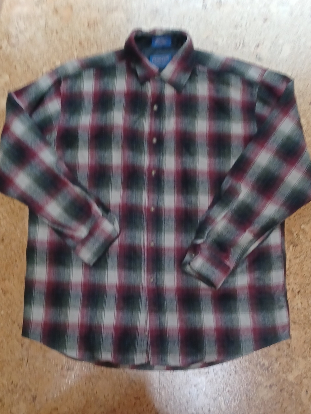 Pendleton Men's Red/Green/Black Wool Plaid Button-Down Shirt Size L